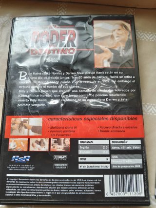4 DVDs: El Poder Estino, Chucky, Piratas Caribe II