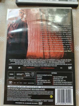 4 DVDs: El Poder Estino, Chucky, Piratas Caribe II