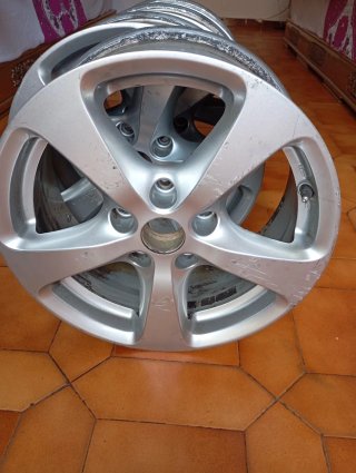 Llantas de aleación 16 pulgadas