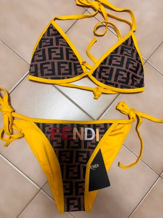 Costume donna marrone e giallo