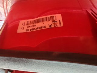 Piloto trasero Izdo xsara Picasso 2006