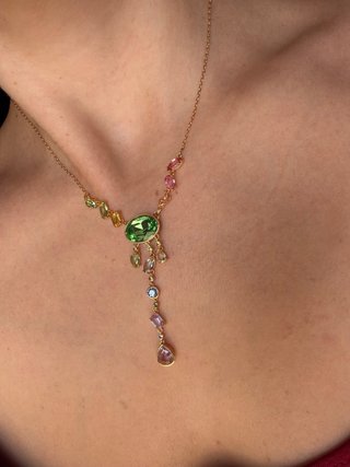 Collar Swarovski Dorado con Cristales Verdes