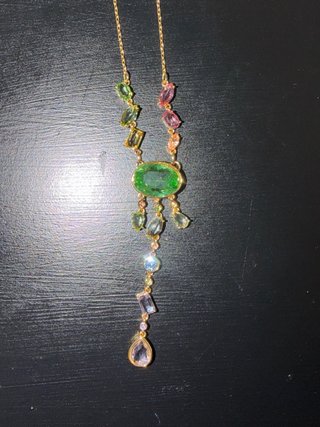 Collar Swarovski Dorado con Cristales Verdes