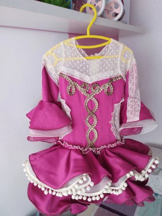 Vestido de flamencal diseño de la boutique faraona