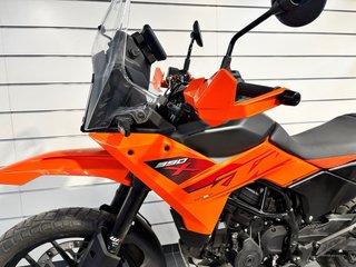 KTM 390 Adventure Naranja y Negra