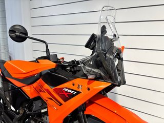 KTM 390 Adventure Naranja y Negra