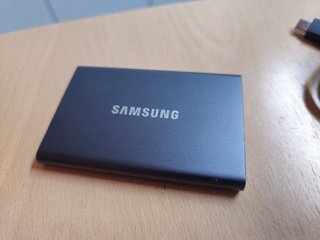 SSD portátil Samsung T7 4TB
