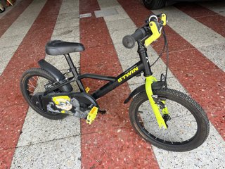 Bicicleta Infantil Btwin Negra y Amarilla