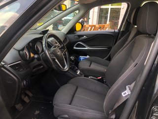 Opel Zafira Tourer 2012