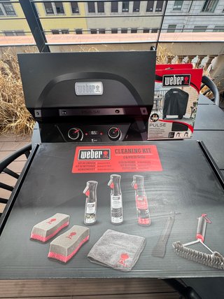 Griglia elettrica Weber Pulse nera
