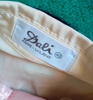 Camisa Beige Talla 46 Alt.66 Del hombro a hombro50