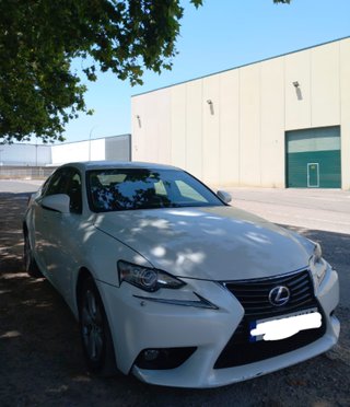 Lexus IS 2014