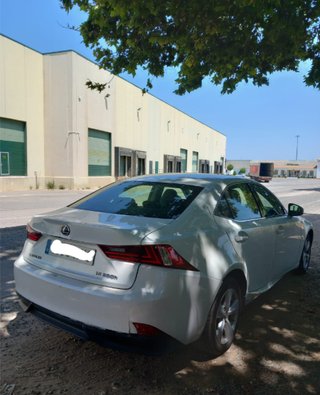 Lexus IS 2014