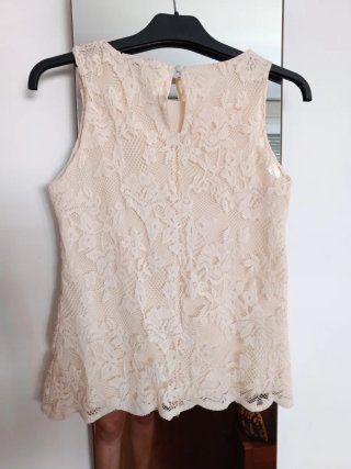 Blusa tirantes encaje beige talla XS