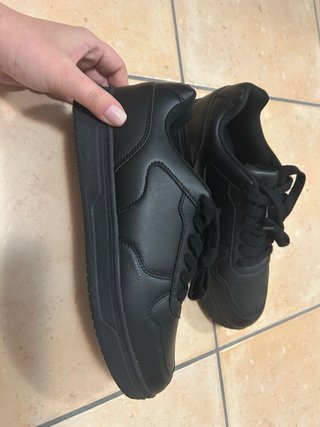 Scarpe nere uomo