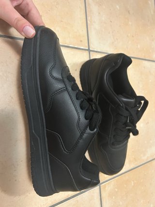 Scarpe nere uomo