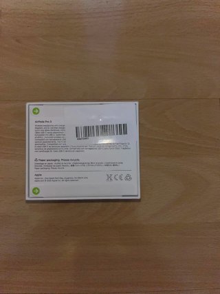Apple AirPods Pro 3 con ricevuta