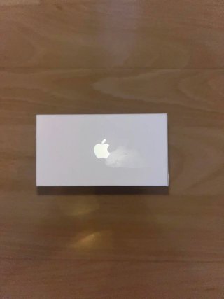 Apple AirPods Pro 3 con ricevuta