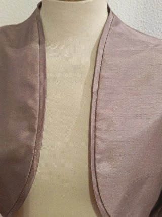 Bolero forrado, beige tostado