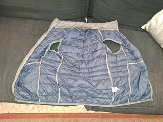 Chaleco gris reversible azul marino
