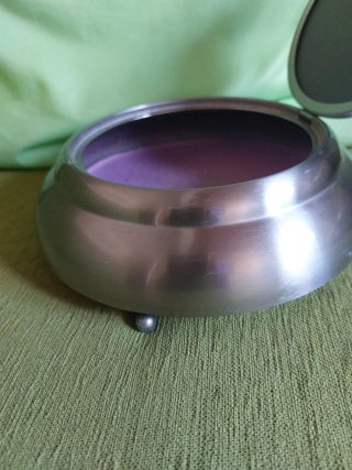 Joyero Ikea plateado con tapa de un espejo