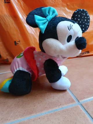 Minnie Gatea Peluche Bebé