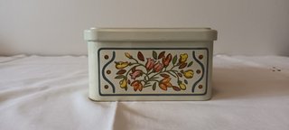 Scatola di latta vintage "Biscuiterie du Graal"