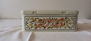Scatola di latta vintage "Biscuiterie du Graal"