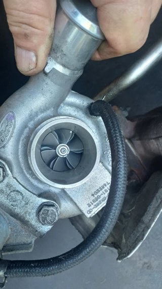 Colector Escape Turbo 2.2 4HU Nuevo