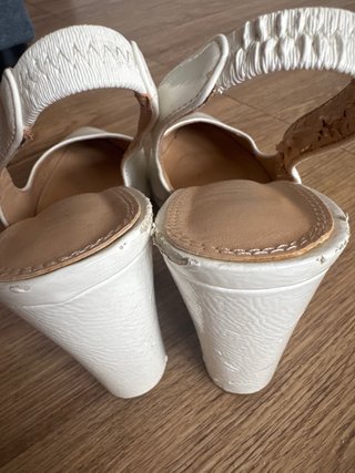 Zapatos destalonados Marypaz blancos T40