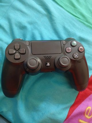 Playstation 4 Slim Negra