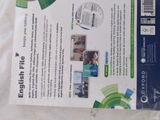 English File 5th Edition B1. Student's Book and...