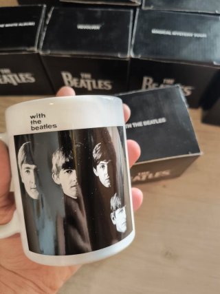 Collezione tazze Beatles
