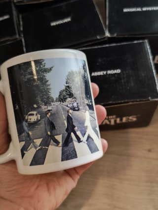 Collezione tazze Beatles