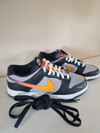 Tenis Nike Gris y Morado
