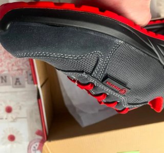 Calzado de seguridad gris y rojo, talla 37