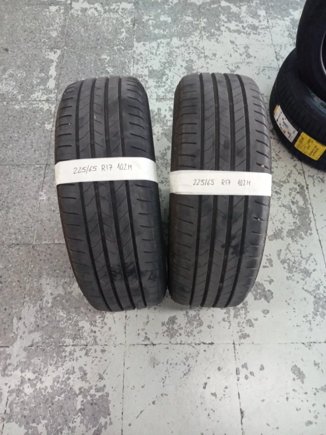 Neumáticos Bridgestone 225/65 R17 102H