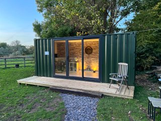 Contenedor modificado con ventanas