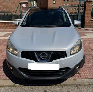 Nissan Qashqai+2 2010