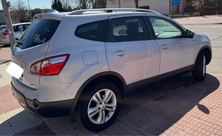 Nissan Qashqai+2 2010