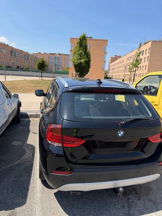 BMW X1 2011