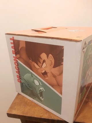 Dragon Ball figure diorama revible moments bandai