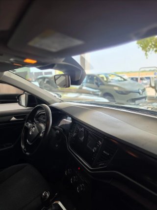 Volkswagen T-Roc 2019