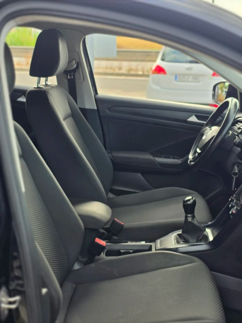 Volkswagen T-Roc 1.6 TDI Advance Style 6v 2019, foto 9