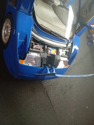 Bugatti 11GB Burago 1/18