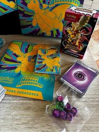 Pokemon TCG Caja Entrenador Elite Heroes Ascendent