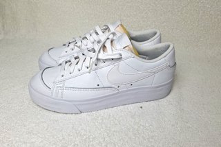 Zapatillas Nike Blancas