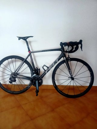 6.9 KG!!!!  Felt FR di2 6,9kg Talla L.