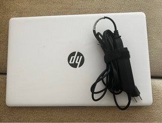 Laptop HP blanca