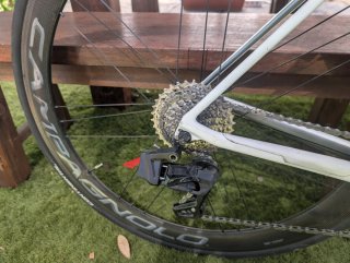 Canyon Ultimate CF SLX Gen 4